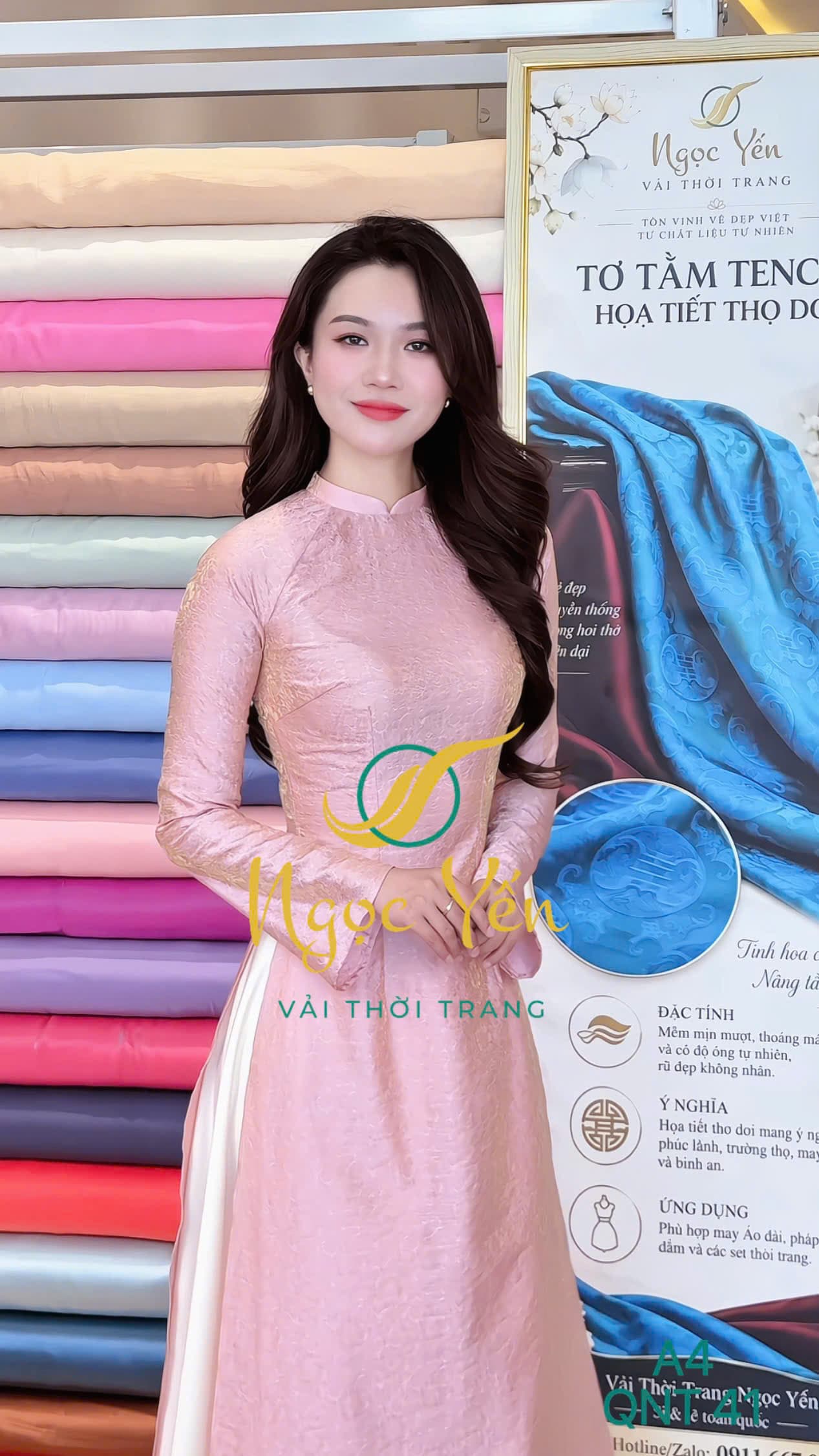 A4-Áo dài lụa cổ trụ, tay dài hồng