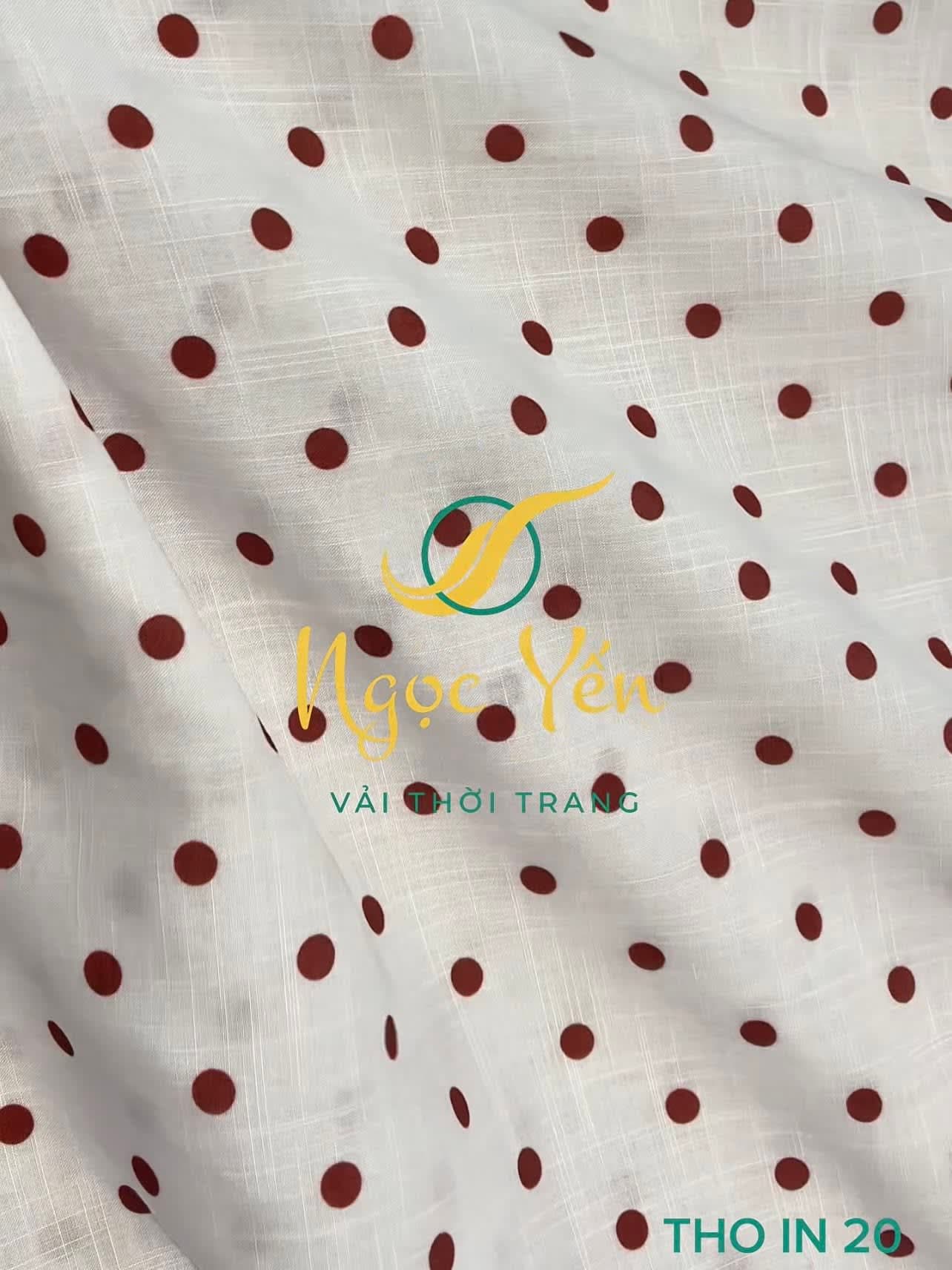 THO IN 20-Vải thô in chấm bi đỏ nền trắng