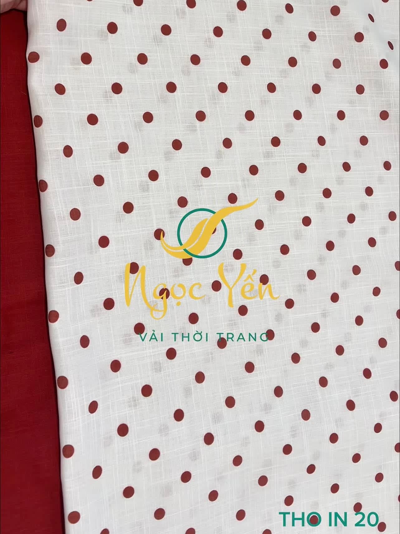 THO IN 20-Vải thô in chấm bi đỏ nền trắng